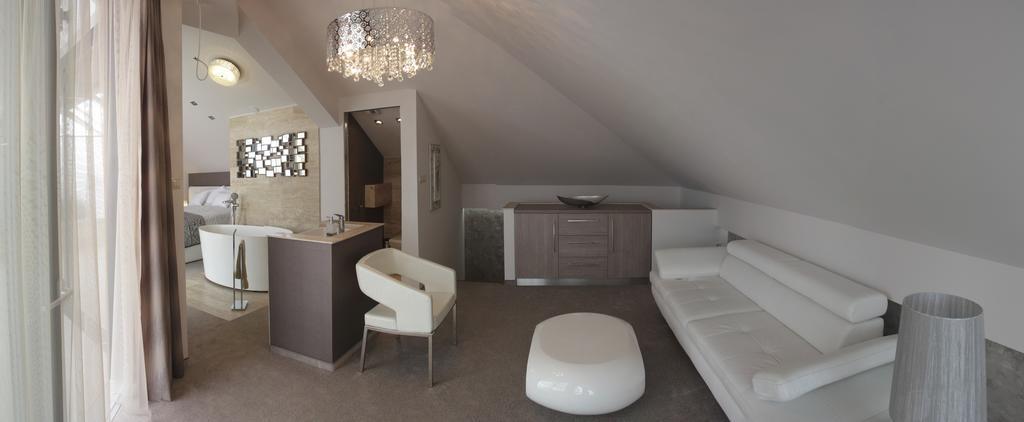 Villapark Luxury Apartman Balatonfuered المظهر الخارجي الصورة